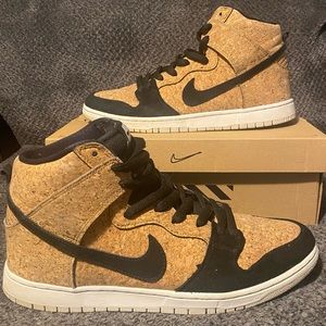 Nike SB Dunk High Cork